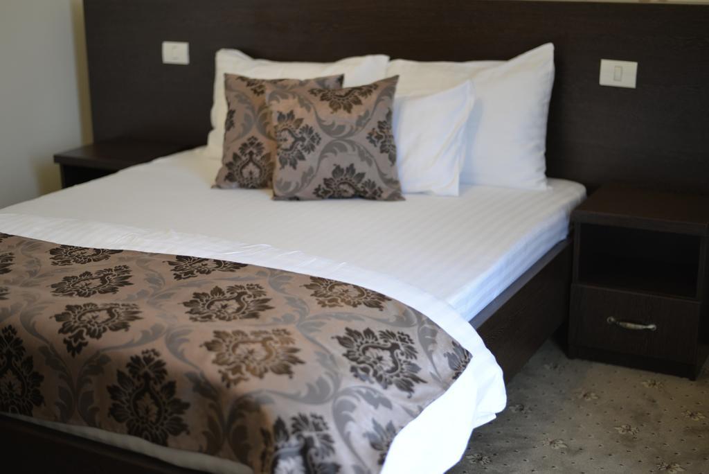 Hotel Miky Arad Værelse billede